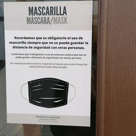 Hospedaxe Casa Avelina بيت ضيافة *