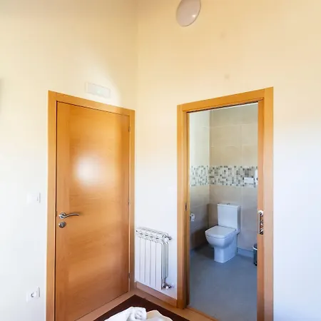 Hospedaxe Casa Avelina بيت ضيافة Palas de Rei